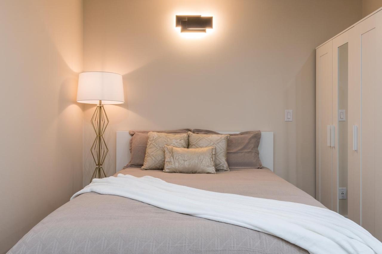 Beautiful Place With A Great Location, Free Parking, Wifi & Large Tv. Federal Way Kültér fotó